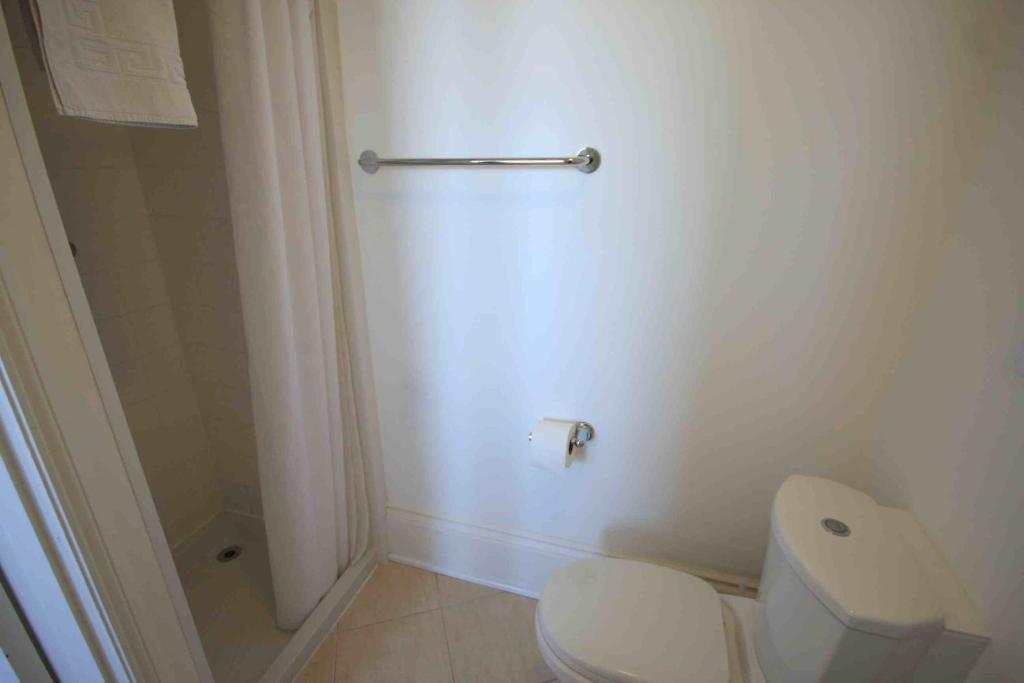 Lyndhurst House 4* Sandown